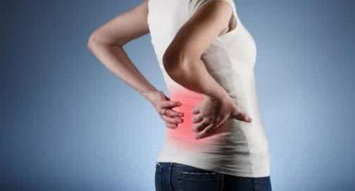 强直性脊柱炎还没出现什么症状？你就不治疗了？