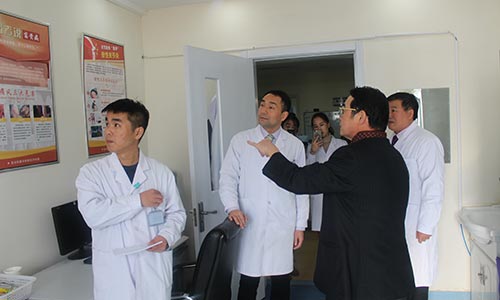刘春勇主任受邀参加学术年会,刘春勇教授莅临我院共同探讨疑难病例 刘春勇主任受邀参加学术年会,刘春勇教授莅临我院共同探讨疑难病例