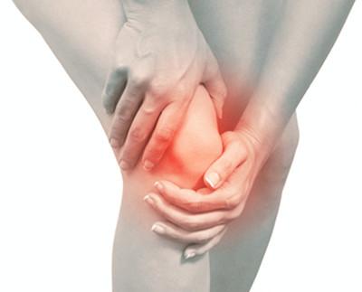 强直性脊柱炎治的不及时？小心引发膝关节炎！